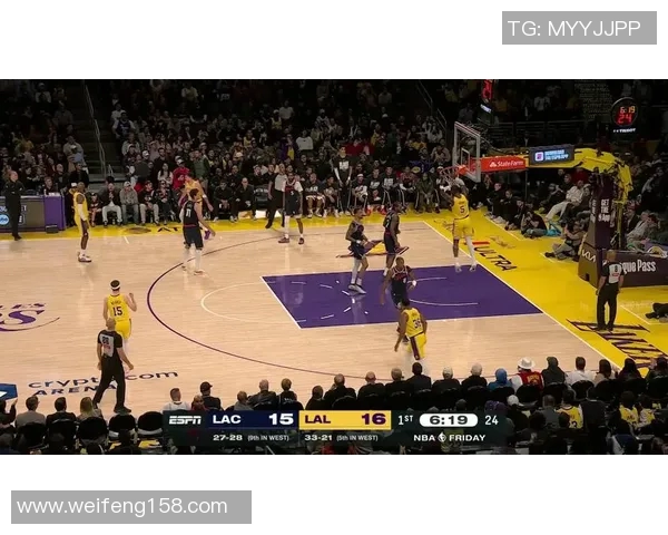 快船与湖人激战全场精彩回放分析与赛后点评 快船与湖人激战全场精彩回放分析与赛后点评