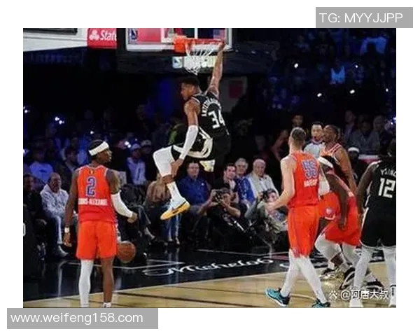 火箭与雷霆季后赛对决精彩回顾与赛场瞬间分析