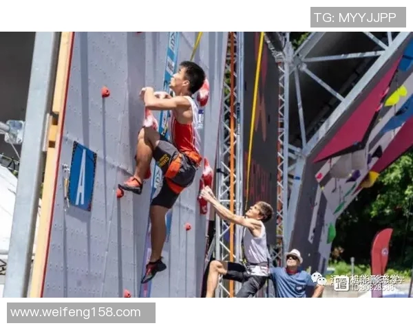 重庆攀岩队状态分析与训练成果探讨攀岩运动的未来发展方向