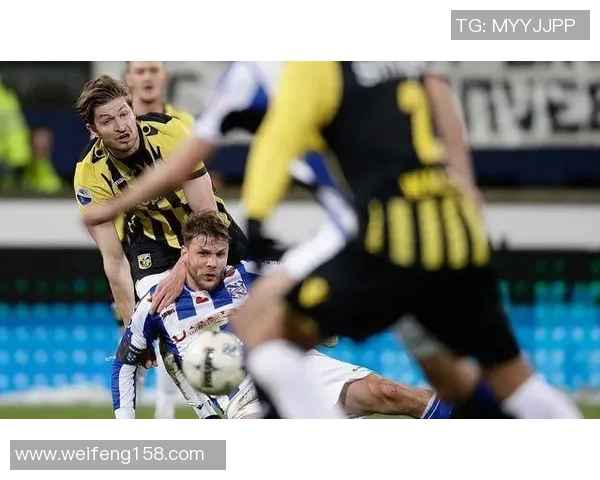 乌德勒斯主场迎战维迪斯全力争胜展现球队实力与战术配合